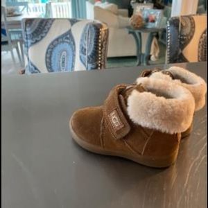 Toddler Ugg’s size 6
